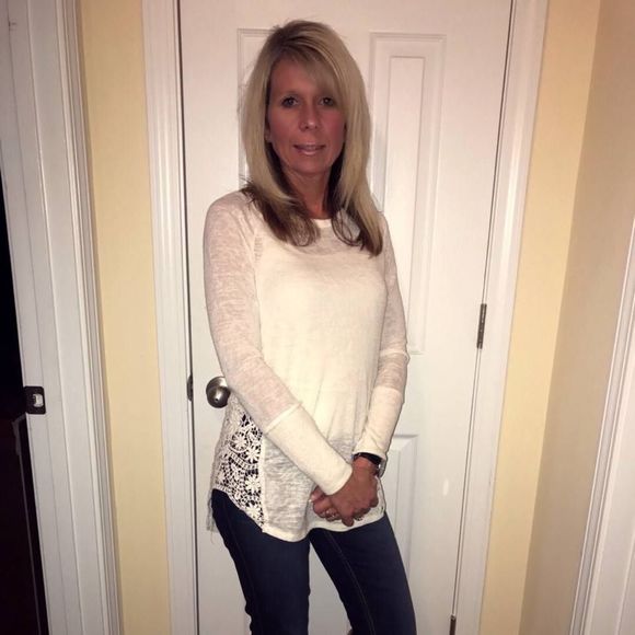 Meet your Posher, Tracy - Picture 1 of 1